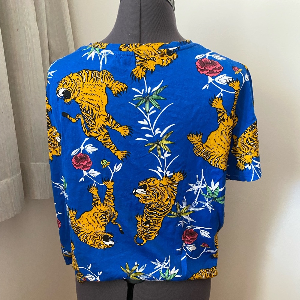 Tiger tee
